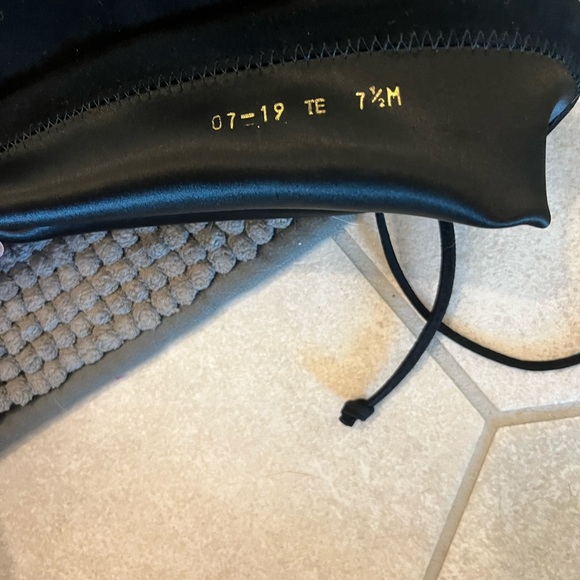 Stuart Weitzman Tieland Suede Thigh High Boots - Picture 5 of 6